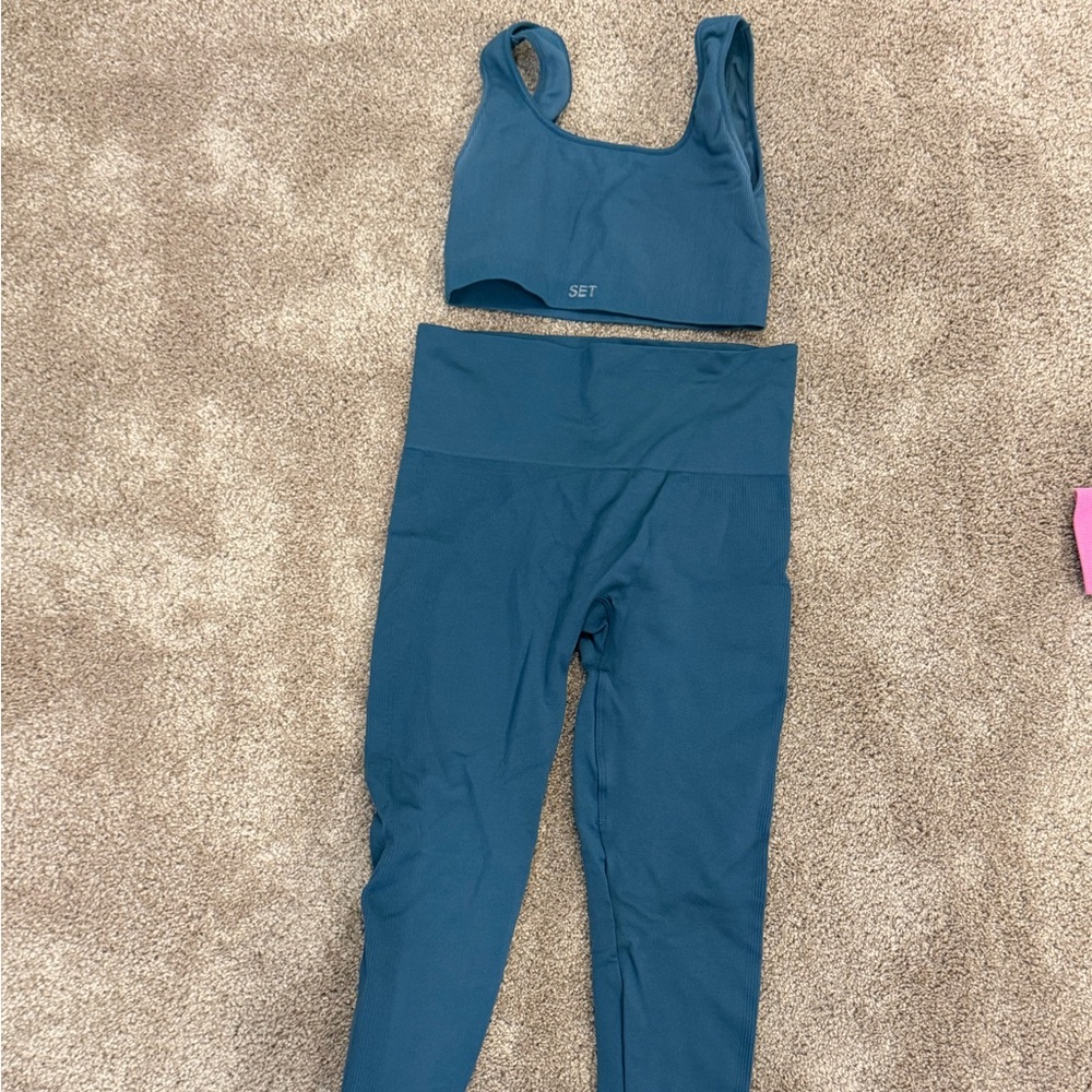 Set Active Leggings and Bra Set